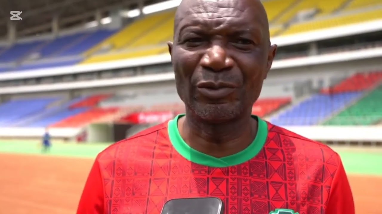Pasuwa Unveiled Flames coach