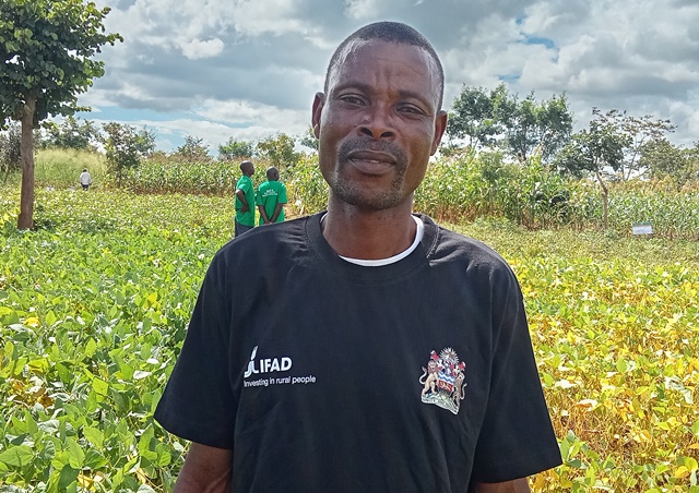 IFAD funded project promotes market driven research 2 Field day 3 sunflower farmer