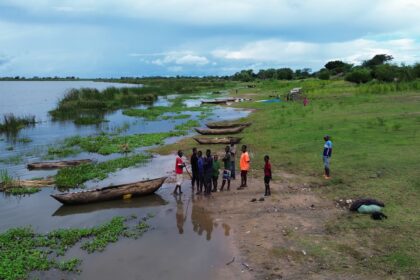 Some of the fishermen along the shores of the lagoon waya