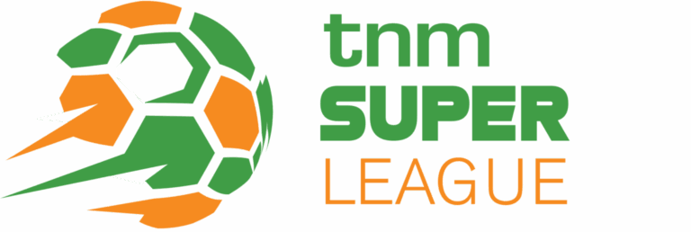 Pamoza Tingakwaniska donates reusable sanitary pads